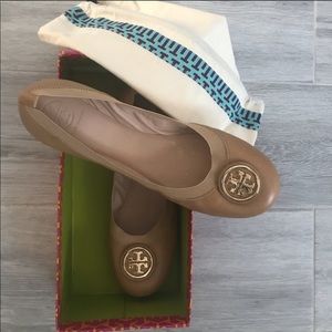 NIB Tory Burch Caroline 2